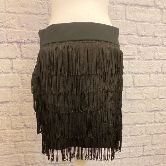 BCBG Fringe Mini Skirt Size L - Picture 2 of 6